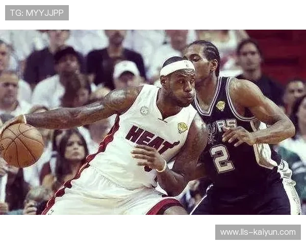 马刺进攻效率第十防守效率第三,团队篮球体系炉火纯青