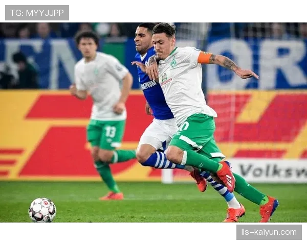 赛前报道：伤兵满营，柏林联合训练中大量启用青训球员演练5-4-1阵型